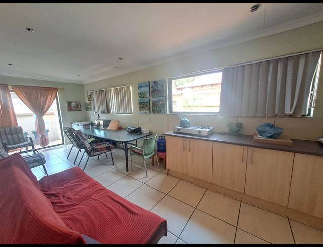 3 BEDROOM TOWNHOUSE TO LET IN ARCON PARK